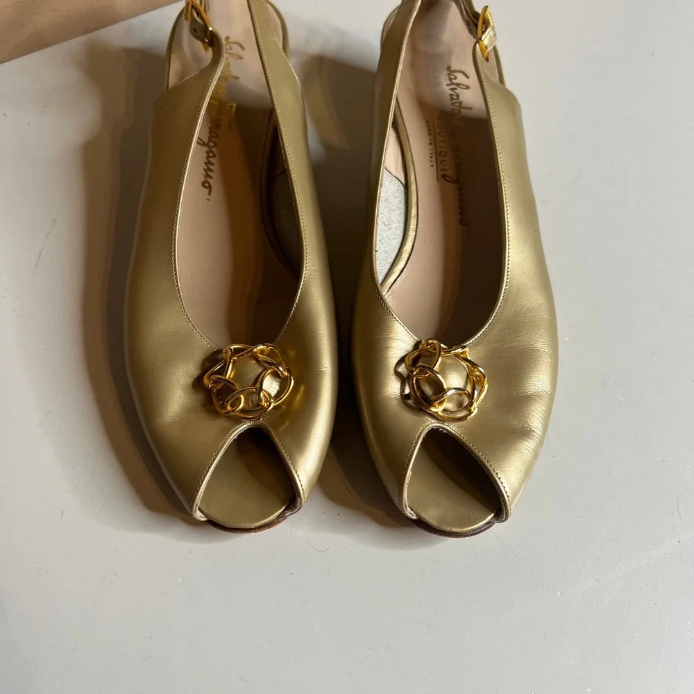 Salvatore Ferragamo Gold Leather Slingback Peep Toe Wedge Sandals Size 8‎ AA